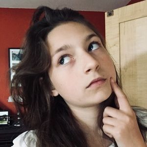 Meet your Posher, Claire